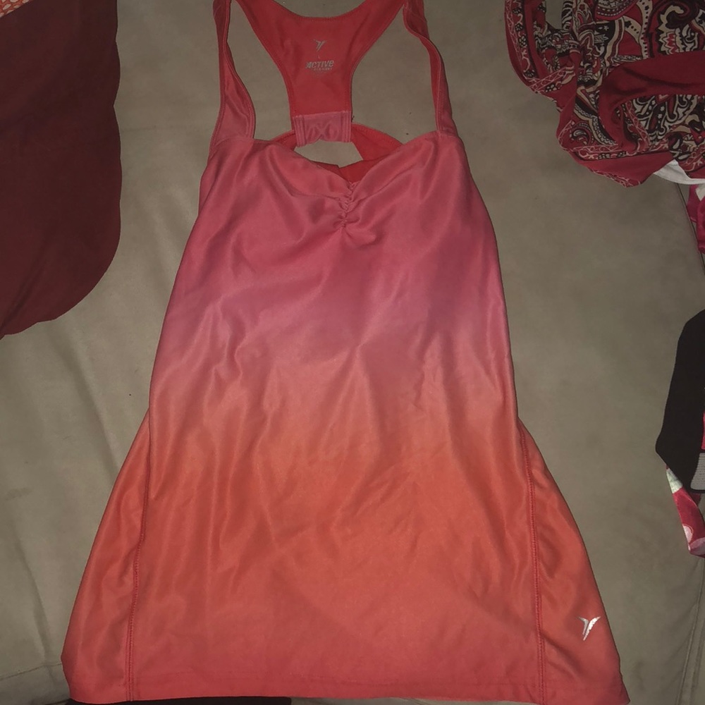 Work out shirt with built in sports bra!